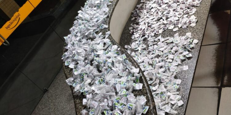 Drogas são apreendidas dentro de mala em Mendes